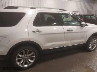 2015 Ford Explorer Limited with VIN 1FM5K8F80FGA62876, listed as a IAAI auction lot 41444117 with 132,791 mi miles. Bid and sale history available at carsss.com. Image 14.