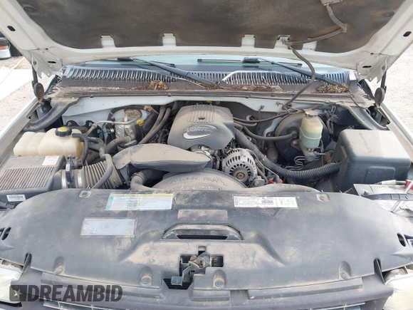 2001 Chevrolet Silverado 1500 LS with VIN 2GCEC19T911351401, listed as a IAAI auction lot 41991090 with 182,435 mi miles. Bid and sale history available at carsss.com. Image 10.