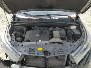 2019 Toyota Highlander SE with VIN 5TDJZRFH6KS566479, listed as a Copart auction lot 59003325 with 99,845 mi miles and Salvage title. Bid and sale history available at DreamBid. Image 12.