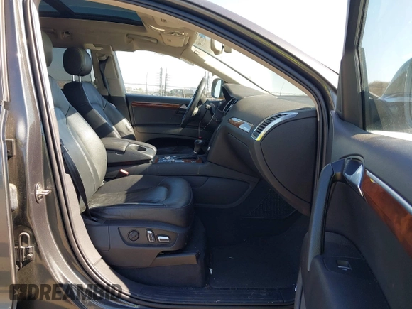 2015 Audi Q7 Premium Plus с VIN WA1LGAFE7FD004558, выставлен на аукционе IAAI как лот 42286634 с пробегом 102 233 миль миль и . История ставок и продаж доступна на DreamBid. Изображение 5.