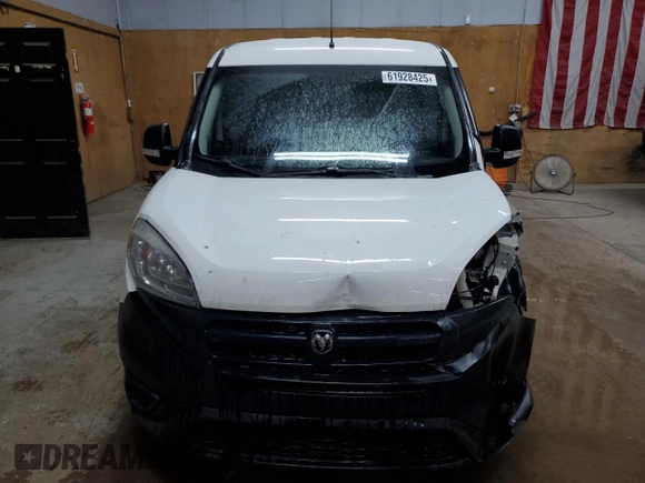 2017 Ram ProMaster City Cargo Tradesman with VIN ZFBERFAB7H6E12915, listed as a Copart auction lot 61928425 with 178,266 mi miles and Clean title. Bid and sale history available at DreamBid. Image 5.