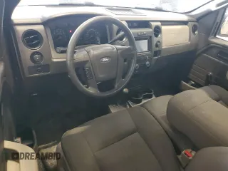 2009 Ford F-150 XL z VIN 1FTRF14W59KB64999, wystawiony jako Copart lot #51627455 z przebiegiem 120 834 mil mil oraz Czysty tytuł • Clean title. Historia ofert i sprzedaży dostępna na DreamBid. Obrazek 8.