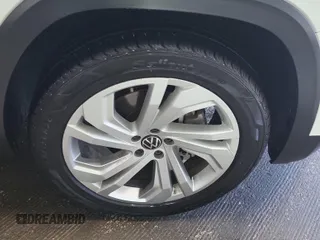 2023 Volkswagen Atlas SE с VIN 1V2HR2CA7PC526108, выставлен на аукционе IAAI как лот 42844449 с пробегом 38 696 миль миль и . История ставок и продаж доступна на DreamBid. Изображение 30.