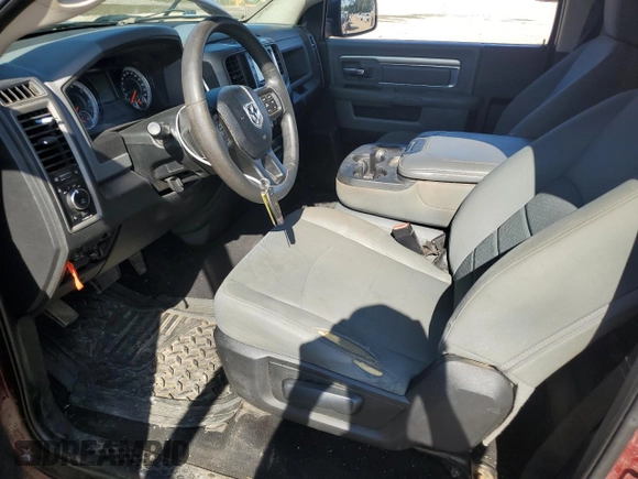 2018 Ram 1500 Express with VIN 3C6JR7AT1JG138372, listed as a Copart auction lot 61088315 with 197,323 mi miles and Salvage title. Bid and sale history available at DreamBid. Image 7.