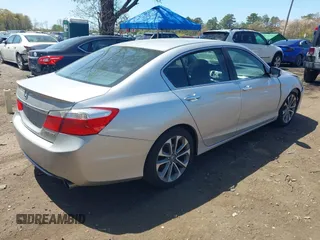 2015 Honda Accord Sport with VIN 1HGCR2F52FA029201, listed as a IAAI auction lot 42135014 with 203,855 mi miles and . Bid and sale history available at DreamBid. Image 4.