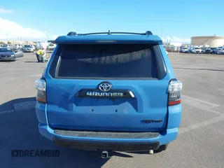2018 Toyota 4Runner SR5 with VIN JTEBU5JR4J5587343, listed as a IAAI auction lot 41323145 with 51,136 mi miles. Bid and sale history available at carsss.com. Image 16.