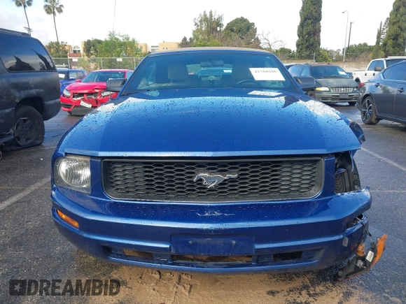 2007 Ford Mustang Deluxe with VIN 1ZVFT84N875329917, listed as a IAAI auction lot 41760205 with 171,005 mi miles and . Bid and sale history available at carsss.com. Image 12.