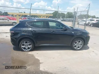 2024 Dodge Hornet R/T с VIN ZACPDFCW6R3A35730, выставлен на аукционе IAAI как лот 42708536 с пробегом 23 026 миль миль и . История ставок и продаж доступна на DreamBid. Изображение 13.