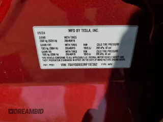 2024 Tesla Model Y Long Range с VIN 7SAYGDEE2RF197362, выставлен на аукционе Copart как лот 55239325 с пробегом 10 943 миль миль и Списание • Salvage title. История ставок и продаж доступна на DreamBid. Изображение 13.