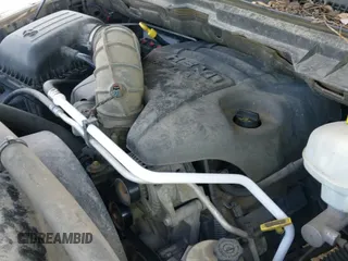 2009 Dodge 1500 SLT z VIN 1D3HB18T49S754044, wystawiony jako IAAI lot #43208635 z przebiegiem 246 377 mil mil oraz . Historia ofert i sprzedaży dostępna na DreamBid. Obrazek 19.