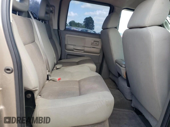 2006 Dodge Dakota SLT with VIN 1D7HE48K76S635382, listed as a Copart auction lot 53632235 with 155,750 mi miles and Salvage Title. Bid and sale history available at DreamBid. Image 10.