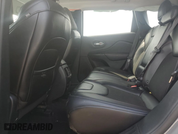 2019 Jeep Cherokee Trailhawk with VIN 1C4PJMBX6KD425554, listed as a Copart auction lot 61097135 with 97,452 mi miles and Salvage title. Bid and sale history available at DreamBid. Image 11.