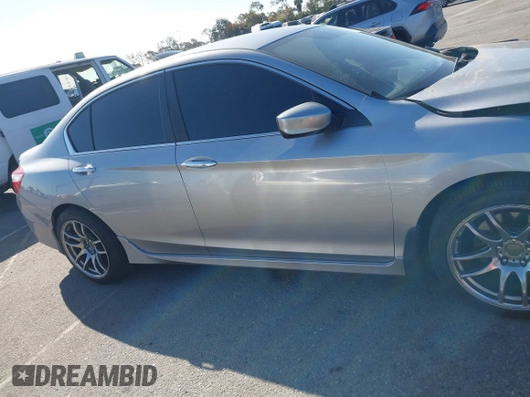 2017 Honda Accord Sedan Sport with VIN 1HGCR2F5XHA161819, listed as a IAAI auction lot 41798195 with 25,837 mi miles. Bid and sale history available at carsss.com. Image 13.