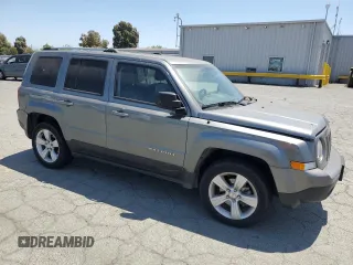 2013 Jeep Patriot Limited z VIN 1C4NJPCB7DD174669, wystawiony jako Copart lot #59312675 z przebiegiem 91 942 mil mil oraz Czysty tytuł • Clean title. Historia ofert i sprzedaży dostępna na DreamBid. Obrazek 4.