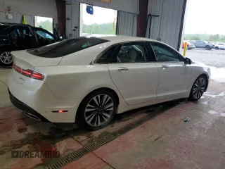 2019 Lincoln MKZ Reserve II z VIN 3LN6L5F95KR609247, wystawiony jako Copart lot #63430845 z przebiegiem 41 835 mil mil oraz Szkoda całkowita • Salvage title. Historia ofert i sprzedaży dostępna na DreamBid. Obrazek 3.