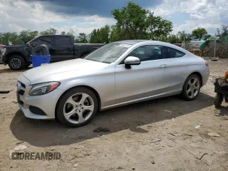 2017 Mercedes-Benz C 300 z VIN WDDWJ4KB1HF341032, wystawiony jako Copart lot #56042725 z przebiegiem 193 634 mil mil oraz Czysty tytuł • Clean title. Historia ofert i sprzedaży dostępna na DreamBid. Obrazek 1.