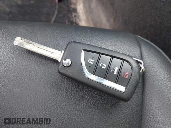 2018 Toyota Camry LE z VIN JTNB11HK6J3005121, wystawiony jako IAAI lot #42065784 z przebiegiem 114 907 mil mil oraz . Historia ofert i sprzedaży dostępna na DreamBid. Obrazek 11.