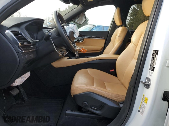 2017 Volvo XC90 Momentum with VIN YV4A22PK8H1117331, listed as a Copart auction lot 86197224 with 76,626 mi miles and Salvage Title. Bid and sale history available at carsss.com. Image 7.
