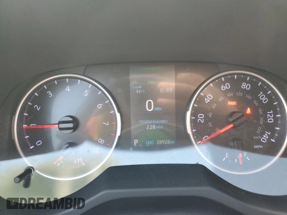 2019 Toyota RAV4 LE with VIN JTMF1RFV8KD002525, listed as a Copart auction lot 49560465 with 28,929 mi miles and Salvage Title. Bid and sale history available at DreamBid. Image 9.