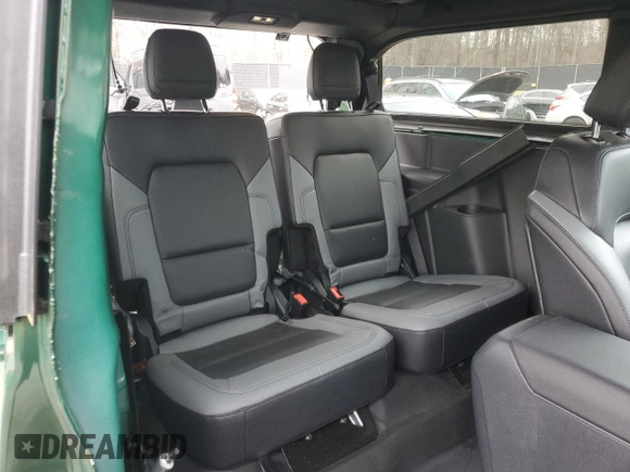2024 Ford Bronco Black Diamond with VIN 1FMDE1AH1RLA36378, listed as a Copart auction lot 84900334 with 9,214 mi miles and Salvage title. Bid and sale history available at DreamBid. Image 11.