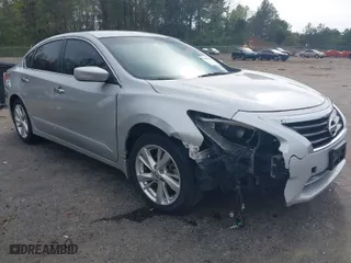 2013 Nissan Altima 2.5 SL with VIN 1N4AL3AP2DN506811, listed as a IAAI auction lot 41875731 with 242,422 mi miles. Bid and sale history available at carsss.com. Image 1.