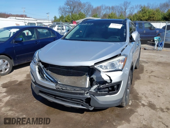 2014 Hyundai Santa Fe Sport with VIN 5XYZU3LB7EG136332, listed as a IAAI auction lot 41902059 with 200,140 mi miles. Bid and sale history available at carsss.com. Image 6.