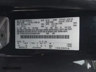 2017 Ford Escape SE with VIN 1FMCU0G91HUB97587, listed as a IAAI auction lot 41434424 with 1 mi miles. Bid and sale history available at carsss.com. Image 9.