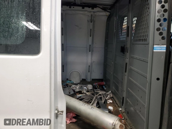 2020 GMC Savana Cargo z VIN 1GTW7AFG0L1217675, wystawiony jako Copart lot #78230534 z przebiegiem 91 543 mil mil oraz Szkoda całkowita • Salvage title. Historia ofert i sprzedaży dostępna na DreamBid. Obrazek 11.