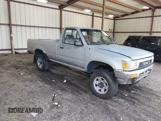 1989 Toyota Pickup with VIN JT4VN02D9K0000007, listed as a IAAI auction lot 42726385 with 260,583 mi miles and . Bid and sale history available at DreamBid. Image 1.