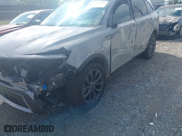 2022 Kia Sorento SX z VIN 5XYRKDLF6NG093083, wystawiony jako IAAI lot #42170584 z przebiegiem 60 848 mil mil oraz . Historia ofert i sprzedaży dostępna na DreamBid. Obrazek 6.