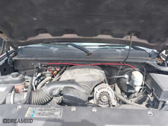 2008 Chevrolet Silverado 1500 LT w/1LT with VIN 2GCEC19J381213233, listed as a IAAI auction lot 41742515 with 241,275 mi miles. Bid and sale history available at carsss.com. Image 10.