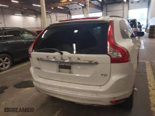 2016 Volvo XC60 T5 Drive-E with VIN YV440MDJ0G2920301, listed as a IAAI auction lot 40956289 with 137,565 mi miles. Bid and sale history available at carsss.com. Image 17.