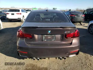 2017 BMW M3 z VIN WBS8M9C36H5G85942, wystawiony jako Copart lot #83209834 z przebiegiem Nie podano mil oraz Tytuł czysty. Historia ofert i sprzedaży dostępna na DreamBid. Obrazek 6.