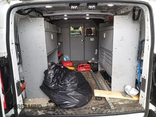 2020 Ford Transit Cargo с VIN 1FTBR1Y81LKB79544, выставлен на аукционе IAAI как лот 42679283 с пробегом 99 542 миль миль и . История ставок и продаж доступна на DreamBid. Изображение 18.