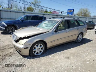 2003 Mercedes-Benz C 240 z VIN WDBRH81J03F424333, wystawiony jako Copart lot #51584265 z przebiegiem 269 394 mil mil oraz Szkody całkowita. Historia ofert i sprzedaży dostępna na DreamBid. Obrazek 1.