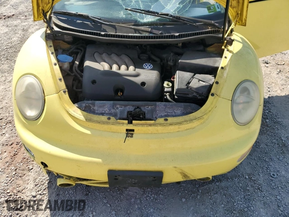 1999 Volkswagen Beetle GLS with VIN 3VWCA21C1XM414360, listed as a Copart auction lot 61783495 with 140,600 mi miles and Salvage title. Bid and sale history available at DreamBid. Image 11.