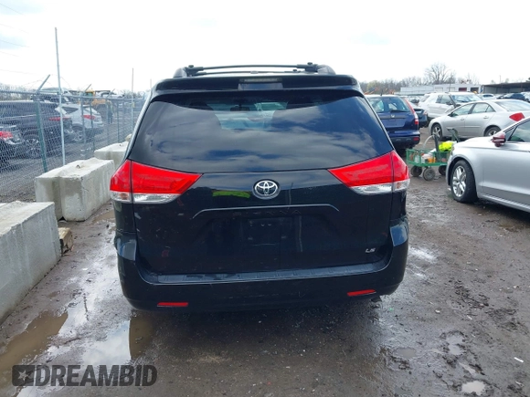 2013 Toyota Sienna LE AAS with VIN 5TDKK3DC8DS401419, listed as a IAAI auction lot 42007146 with 182,651 mi miles. Bid and sale history available at carsss.com. Image 16.