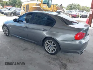 2009 BMW 3 Series 328i with VIN WBAPH77549NL85089, listed as a IAAI auction lot 42623111 with 121,369 mi miles and . Bid and sale history available at DreamBid. Image 3.