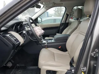 2019 Land Rover Discovery SE with VIN SALRG2RV8K2409828, listed as a Copart auction lot 87003224 with 47,374 mi miles and Salvage Title. Bid and sale history available at DreamBid. Image 7.