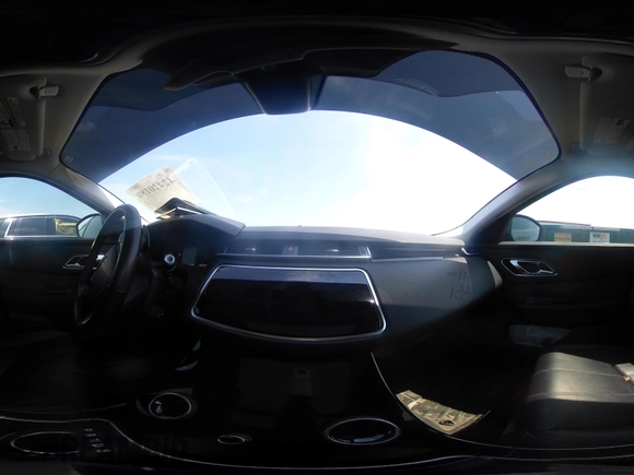 2019 Land Rover Range Rover Velar S с VIN SALYB2EX3KA781696, выставлен на аукционе IAAI как лот 42420180 с пробегом 120 463 миль миль и . История ставок и продаж доступна на DreamBid. Изображение 17.