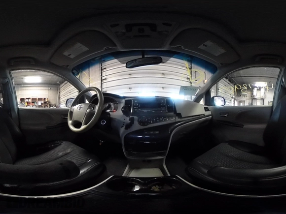 2013 Toyota Sienna SE с VIN 5TDXK3DC4DS355030, выставлен на аукционе IAAI как лот 42323907 с пробегом 190 836 миль миль и . История ставок и продаж доступна на DreamBid. Изображение 18.