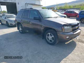 2008 Chevrolet TrailBlazer 3LT with VIN 1GNDT13S682211190, listed as a IAAI auction lot 42112837 with 87,078 mi miles and . Bid and sale history available at DreamBid. Image 1.