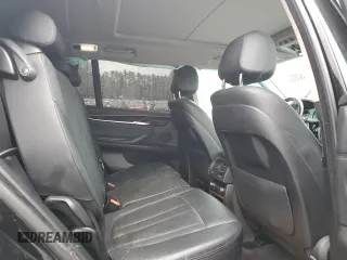 2016 BMW X5 xDrive35i z VIN 5UXKR0C58G0P33802, wystawiony jako Copart lot #52252845 z przebiegiem 115 228 mil mil oraz Szkoda całkowita • Salvage title. Historia ofert i sprzedaży dostępna na DreamBid. Obrazek 11.