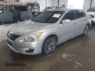 2015 Nissan Altima SV z VIN 1N4AL3AP2FC465479, wystawiony jako IAAI lot #42205569 z przebiegiem 109 258 mil mil oraz . Historia ofert i sprzedaży dostępna na DreamBid. Obrazek 2.