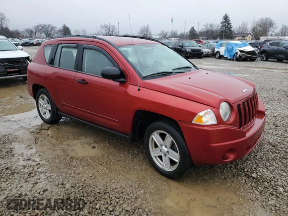 2008 Jeep Compass Sport with VIN 1J8FT47W48D501120, listed as a Copart auction lot 43440675 with 70,528 mi miles and Salvage Title. Bid and sale history available at carsss.com. Image 4.