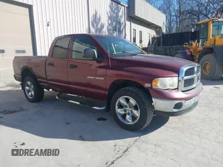 2003 Dodge 1500 ST with VIN 1D7HU18D33J613870, listed as a IAAI auction lot 41490131 with 204,649 mi miles. Bid and sale history available at carsss.com. Image 1.