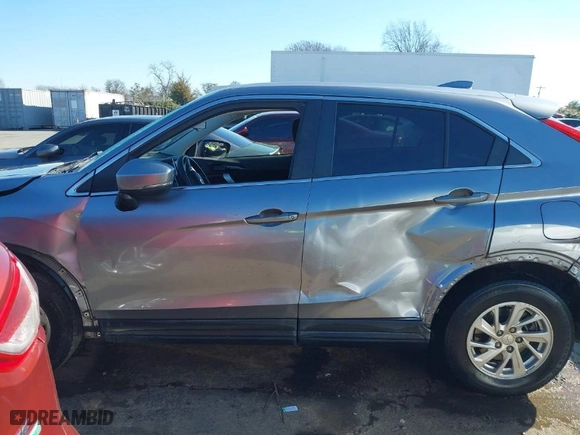 2018 Mitsubishi Eclipse Cross ES with VIN JA4AT3AAXJZ068141, listed as a IAAI auction lot 41257610 with 141,317 mi miles. Bid and sale history available at carsss.com. Image 14.