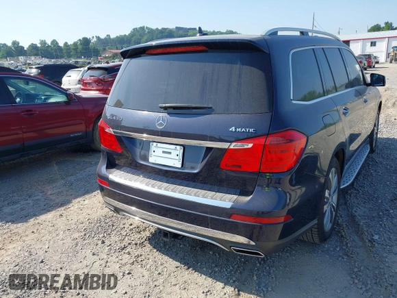 2014 Mercedes-Benz GL 450 с VIN 4JGDF7CE6EA325717, выставлен на аукционе IAAI как лот 42567112 с пробегом 131 186 миль миль и . История ставок и продаж доступна на DreamBid. Изображение 4.