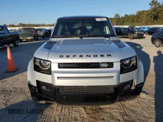2024 Land Rover Defender X-Dynamic SE with VIN SALE2FEU5R2287683, listed as a Copart auction lot 81938634 with 5,388 mi miles and Salvage title. Bid and sale history available at DreamBid. Image 5.