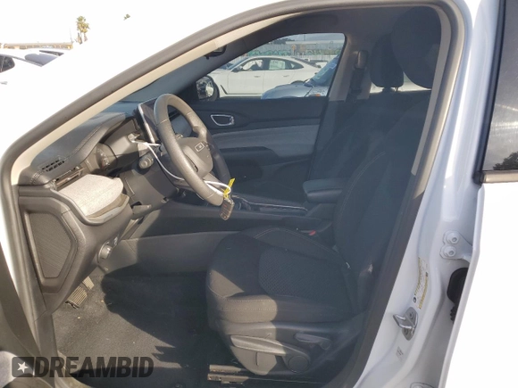2022 Jeep Compass Sport with VIN 3C4NJCAB3NT164244, listed as a Copart auction lot 79576414 with 41,372 mi miles and Salvage Title. Bid and sale history available at carsss.com. Image 7.